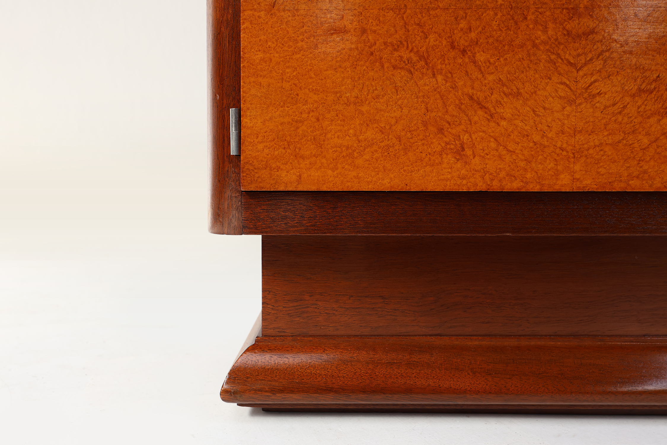 Pair of French Art Deco nightstand with stunning marble tops, 1920sthumbnail
